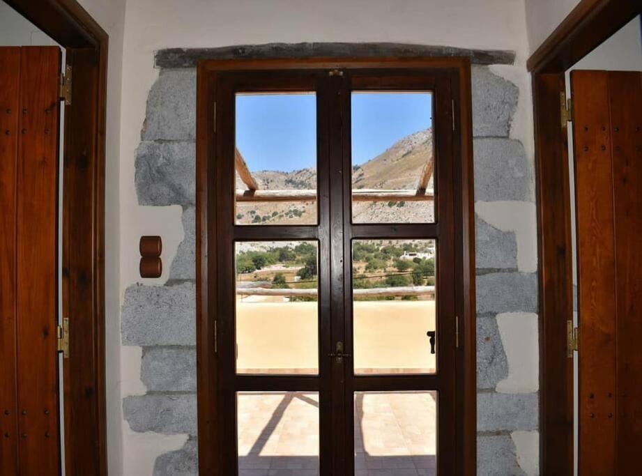 Traditional Villa With Pool In Sfakia Imbros Экстерьер фото