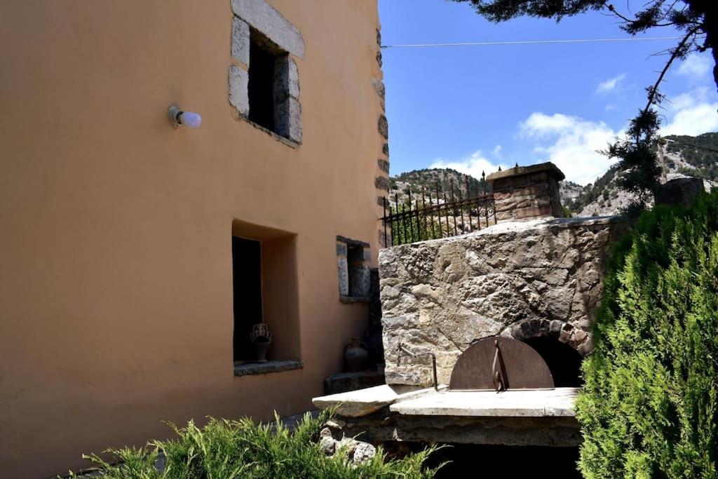 Traditional Villa With Pool In Sfakia Imbros Экстерьер фото
