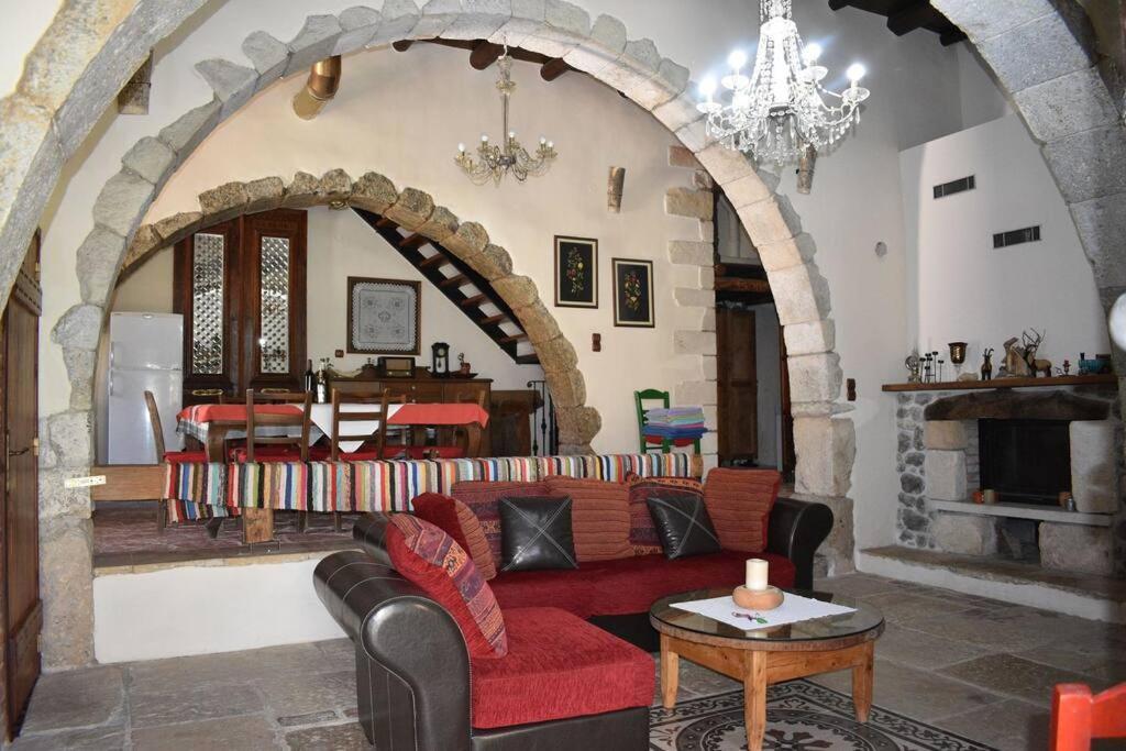 Traditional Villa With Pool In Sfakia Imbros Экстерьер фото